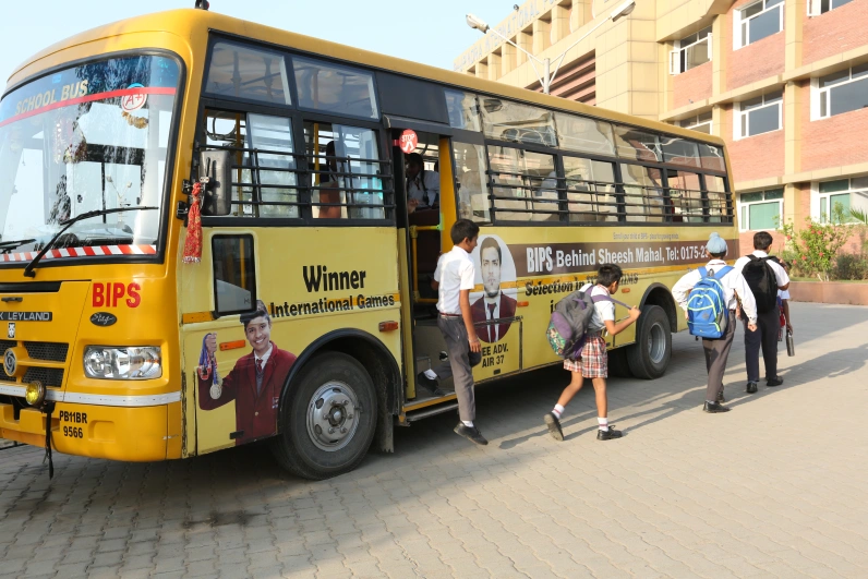 Top 10 Factors to Consider While Choosing a School for Your Child